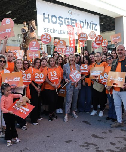 Antalya Ticaret ve Sanayi Odası'nda seçim günü: Adaylar oy kullandı, trafik yoğunluğu oluştu