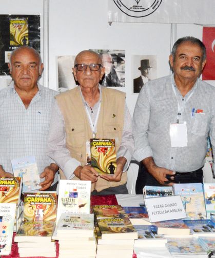 Antalyalı yazar ve şairler, kitap fuarında buluştu