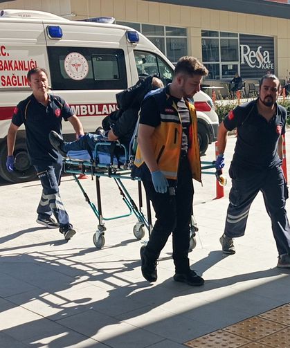 Tarlada levye ve pompalı tüfekli kavga: 3 yaralı