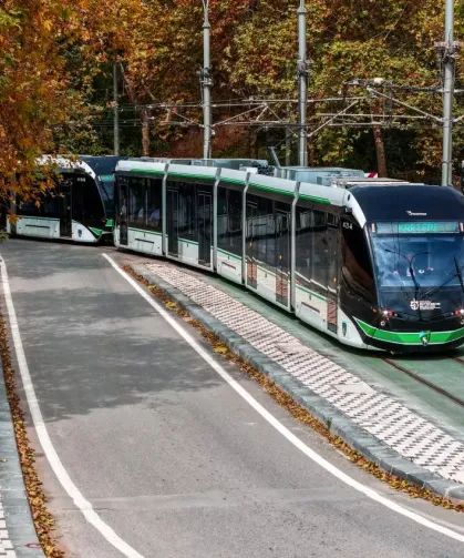 Akçaray'dan yeni rekor... Bir günde 85 bin 546 yolcu
