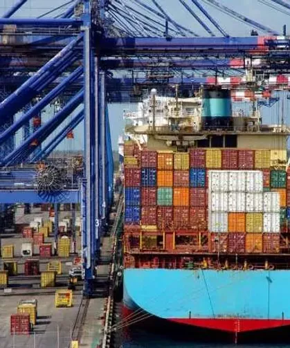 Türkiye ihracatta rekor kırdı... Dış ticaret açığı yüzde 25,8 geriledi