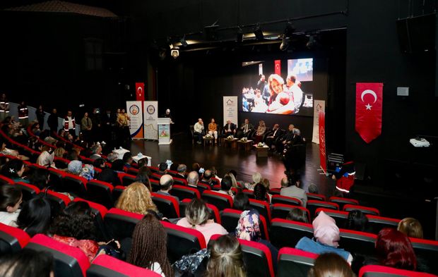 Alanya, "Gönül Elçileri Projesi" kapsamında anlamlı bir programa ev sahipliği yaptı