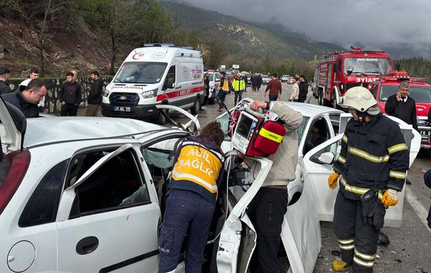 Burdur'daki korkunç kazada ölü sayısı 7 yükseldi