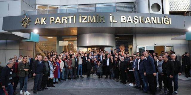 AK Parti İzmir’e 4 yılda 237 bin üye katıldı
