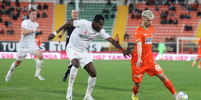 Alanya'da Sivasspor 3-0 yendi