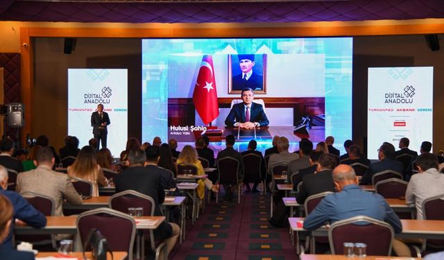 Antalya Valisi Şahin, Dijital Anadolu Projesi Konferansı’na katıldı