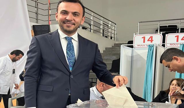 AK Parti 4. kongresinde demokrasi şöleni