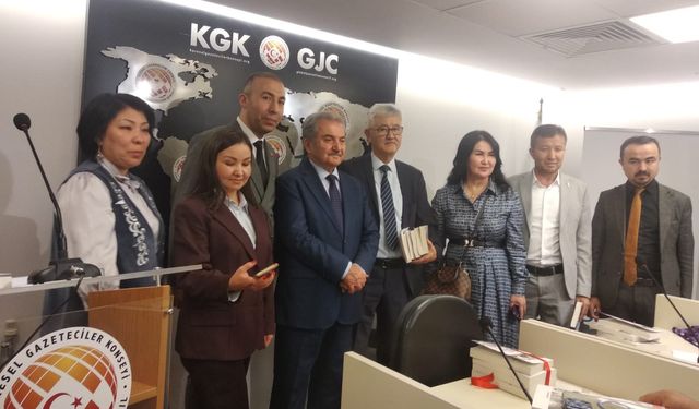 Türklüğün Kazak önderi Çokay KGK'da anıldı 