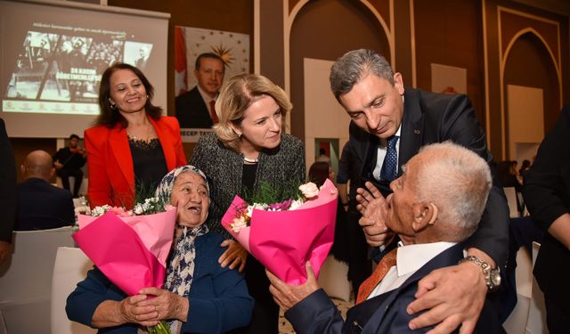 'Sizler Atatürk'ün yolunda giden öğretmenlersiniz'