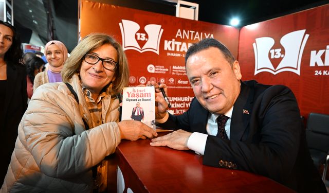 Antalya Kitap Fuarında ilk gün heyecanı 