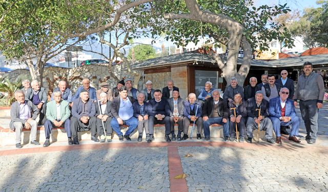 Alanya’da yaşlılara yönelik 'Kale Gezisi' etkinlikleri sürüyor