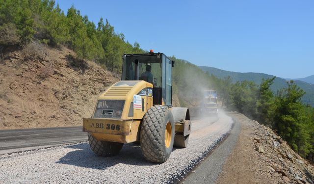 Alanya Yaylakonak yolunda asfalt çalışması