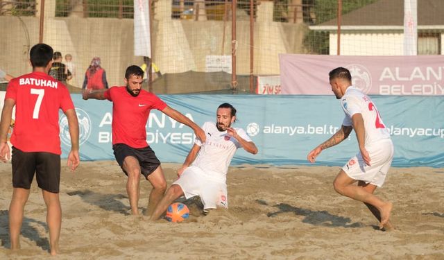 TFF Plaj Futbolu Alanya'da yapıldı