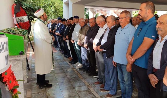 Hasan Sipahioğlu’nun babası Kemal Sipahioğlu hayatını kaybetti