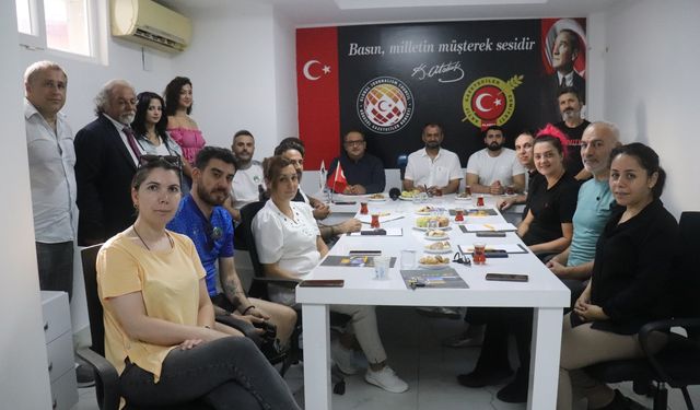 Alanya'da güçlü müteahhitler krizden etkilenmiyor: Tunç, "Süper Lig'deyiz" dedi