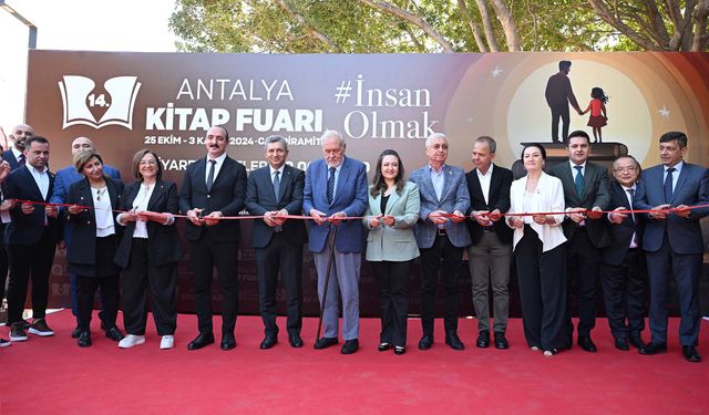 Kitaplar ve fikirler Antalya’da buluştu