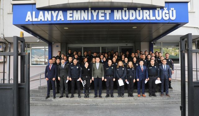 Alanya'da Emniyet personeline başarı belgesi