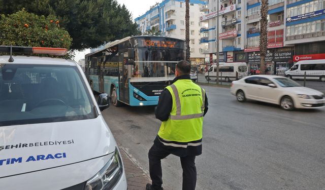 Trafikte otobüslere özel şerit uygulaması başladı