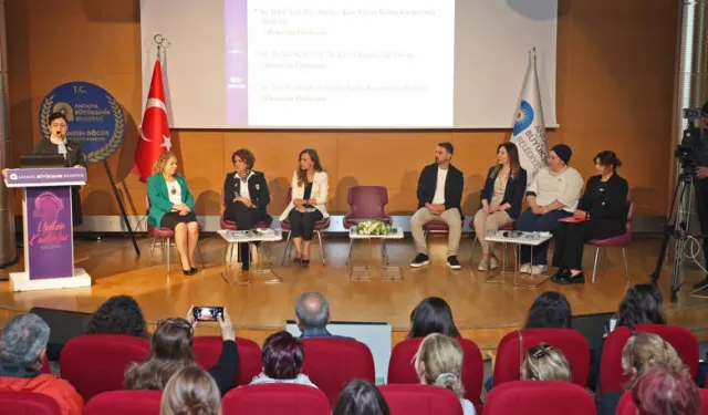 Antalya'da Üreten Kadınlar Çalıştayı düzenledi
