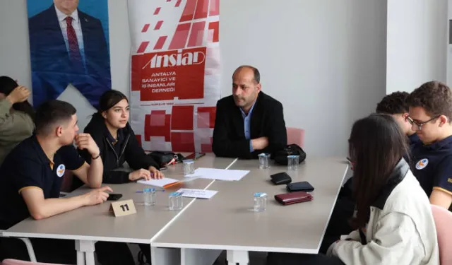 Antalya'da gençlere  Cittaslow Fikir Maratonu düzenlendi