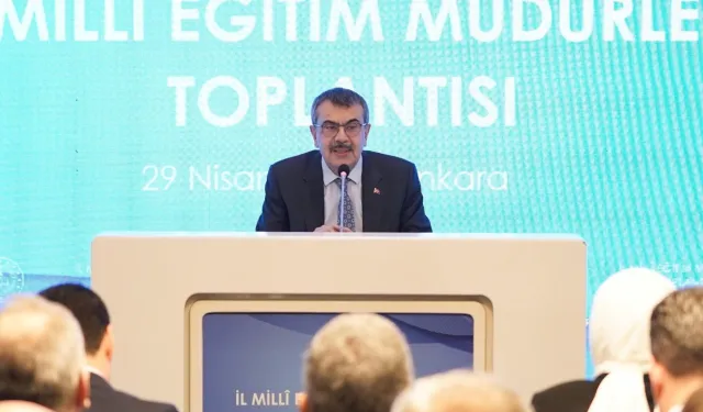 Bakan Tekin 81 ilin müdürleriyle istişare etti