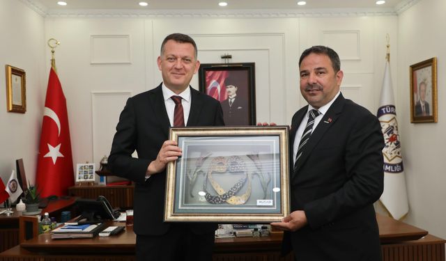 MÜSİAD Alanya, Kaymakam Ürkmezer’i ziyaret etti