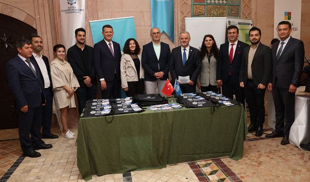 ALKÜ geleceğin üniversitelileriyle buluştu