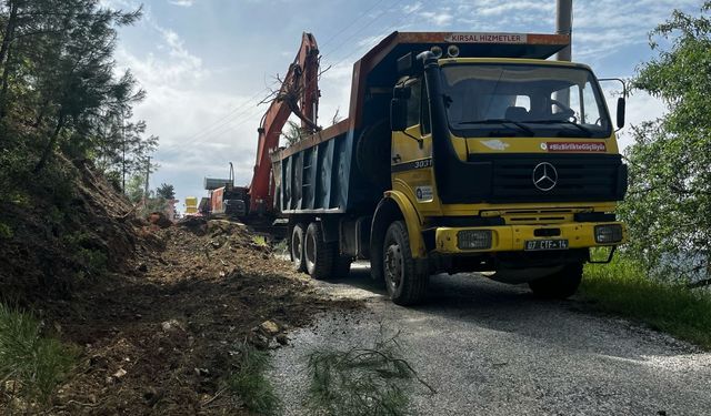 Alanya'da mahalle yollarında çalışma