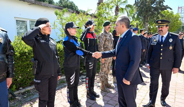 Antalya Valisi Şahin: Türk polisi, geleceğe umutla bakmamızın güvencesidir