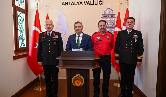 Antalya'nın Huzur Projesi değerlendirme toplantısı yapıldı