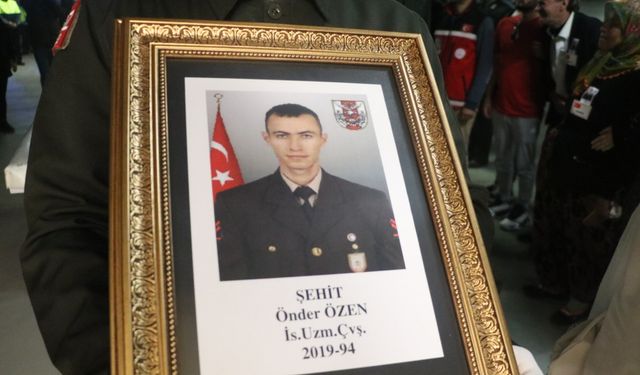 Afyonkarahisar, şehidini gözyaşlarıyla uğurladı