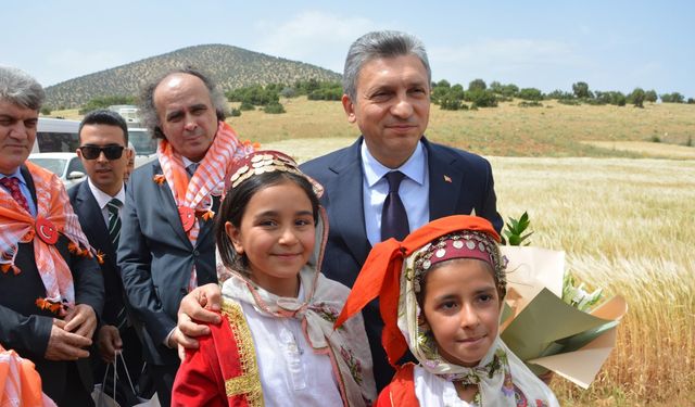 Toros’un kaşifleri ile Antalya’nın zenginlikleri gençlerle buluşuyor