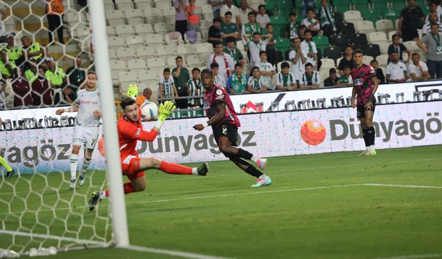 Alanyaspor Konyaspor zaferiyle süper lig’de kalmayı garantiledi