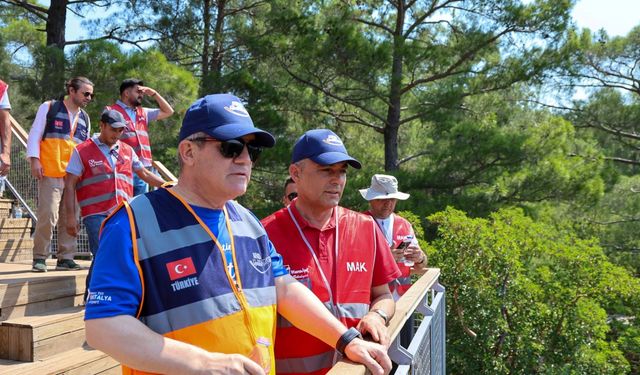 Manavgat'ta afet bilinci ve gönüllülük için doğa yürüyüşü