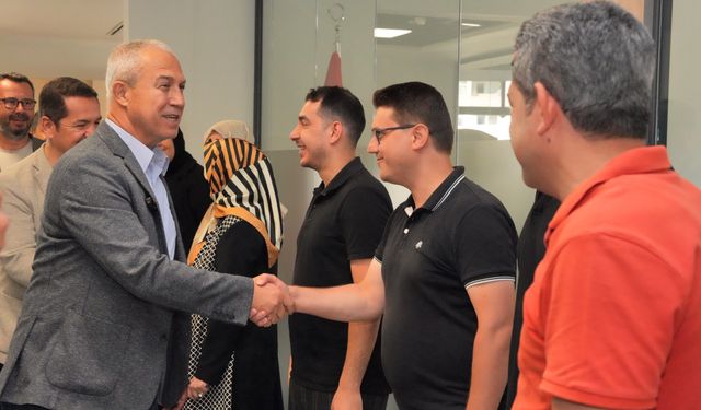 Alanya Belediye Başkanı Özçelik bayramlaştı