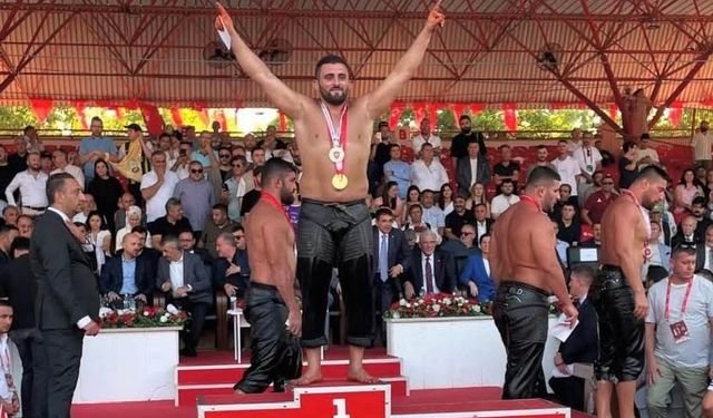 Çilenker'in başpehlivanlık coşkusu