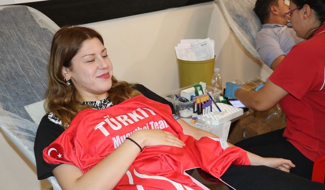Milli sporculardan kan ve kök hücre bağışı