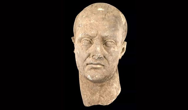 Aspendos kazılarında imparator başı heykeli bulundu