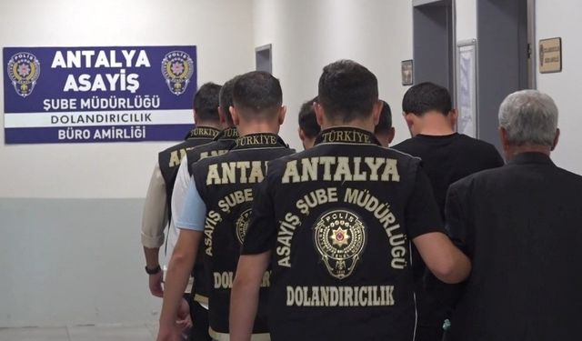 3 kilo ziynet eşyası dolandıran 5 şüpheli yakalandı