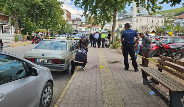 Burdur'da silahlı saldırıda 2 yaralı