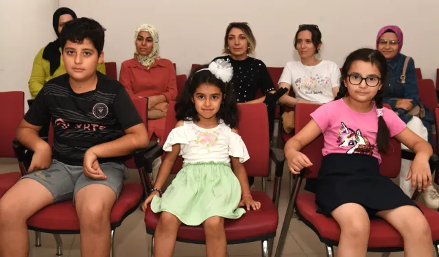 Bursa'da çocuklara mektup alışkanlığı kazandırıldı