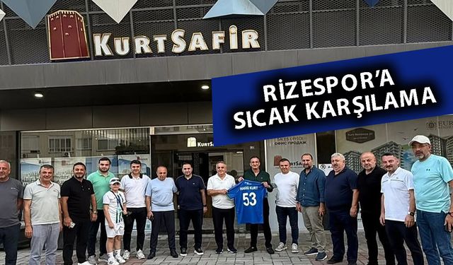 Alanya’da Rizespor iş insanı Hakkı Kurt'a forma hediye etti