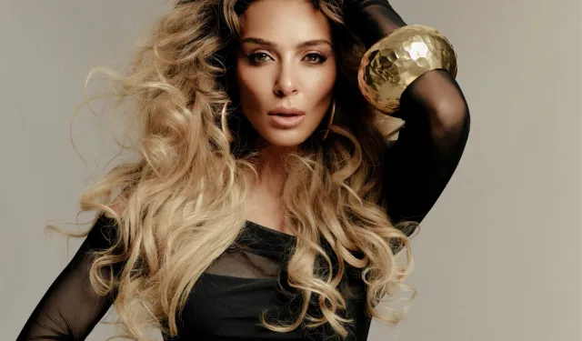 Müziğin sihirbazları Ziynet Sali için İstanbul’da