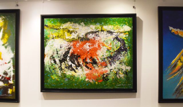 Eserleri dünya turunda