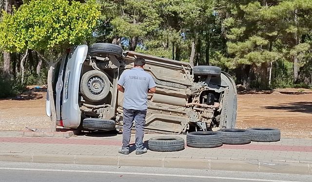 Manavgat'ta trafik kazası: Anne ve iki çocuk yaralandı
