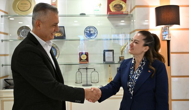 Muhtarlardan Başkan Vekili Özdemir'e ziyaret