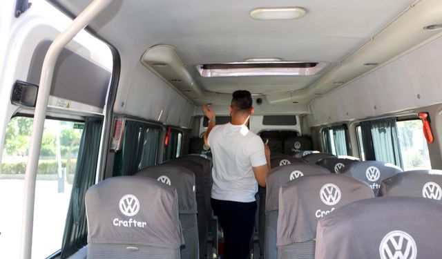 UKOME ekipleri servis araçlarını inceliyor