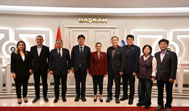 Güney Kore Heyeti’nden Antalya Büyükşehir Belediyesi’ne ziyaret