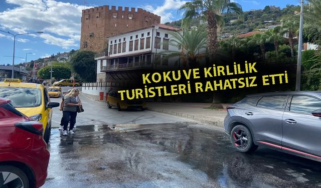 Alanya İskelesi kanalizasyon sularına teslim oldu