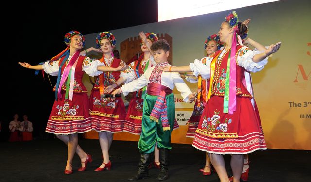 Müzik ve dans Alanya'da buluştu